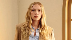 Scarlett Johansson contin…