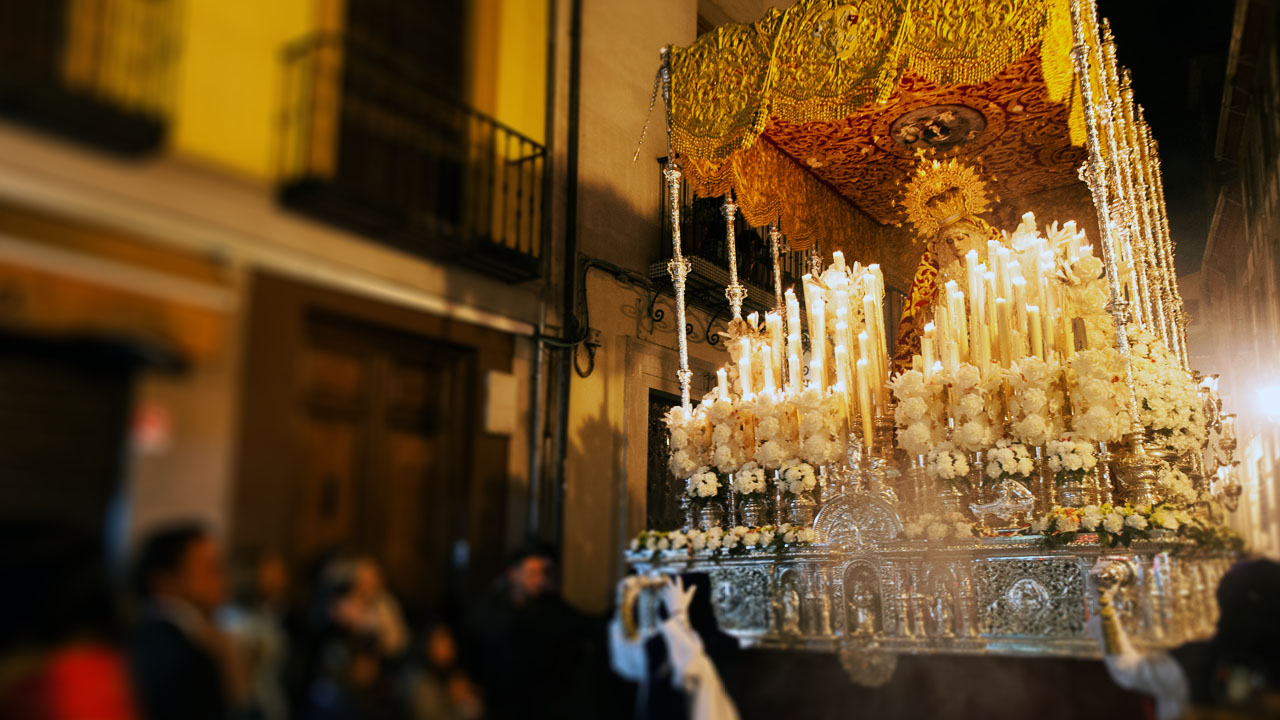 Las mejores apps para disfrutar de Semana Santa