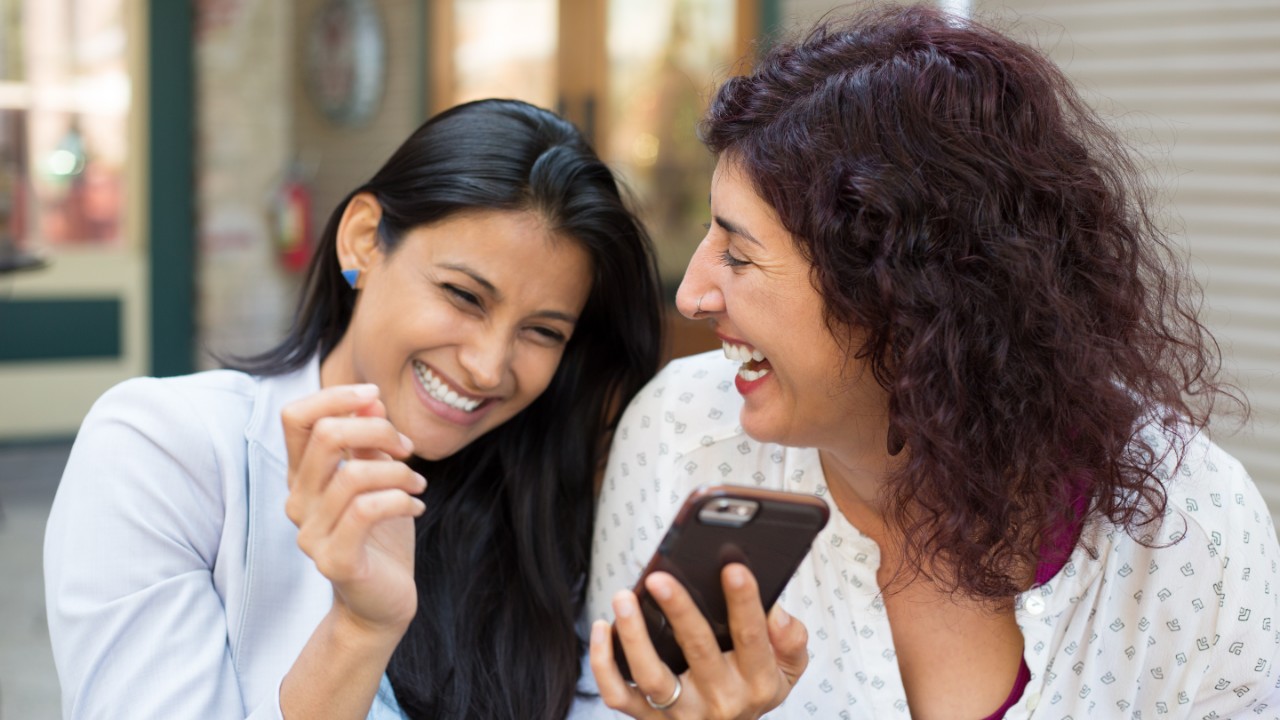 WhatsApp: 5 apps de humor gratis para no parar de reír
