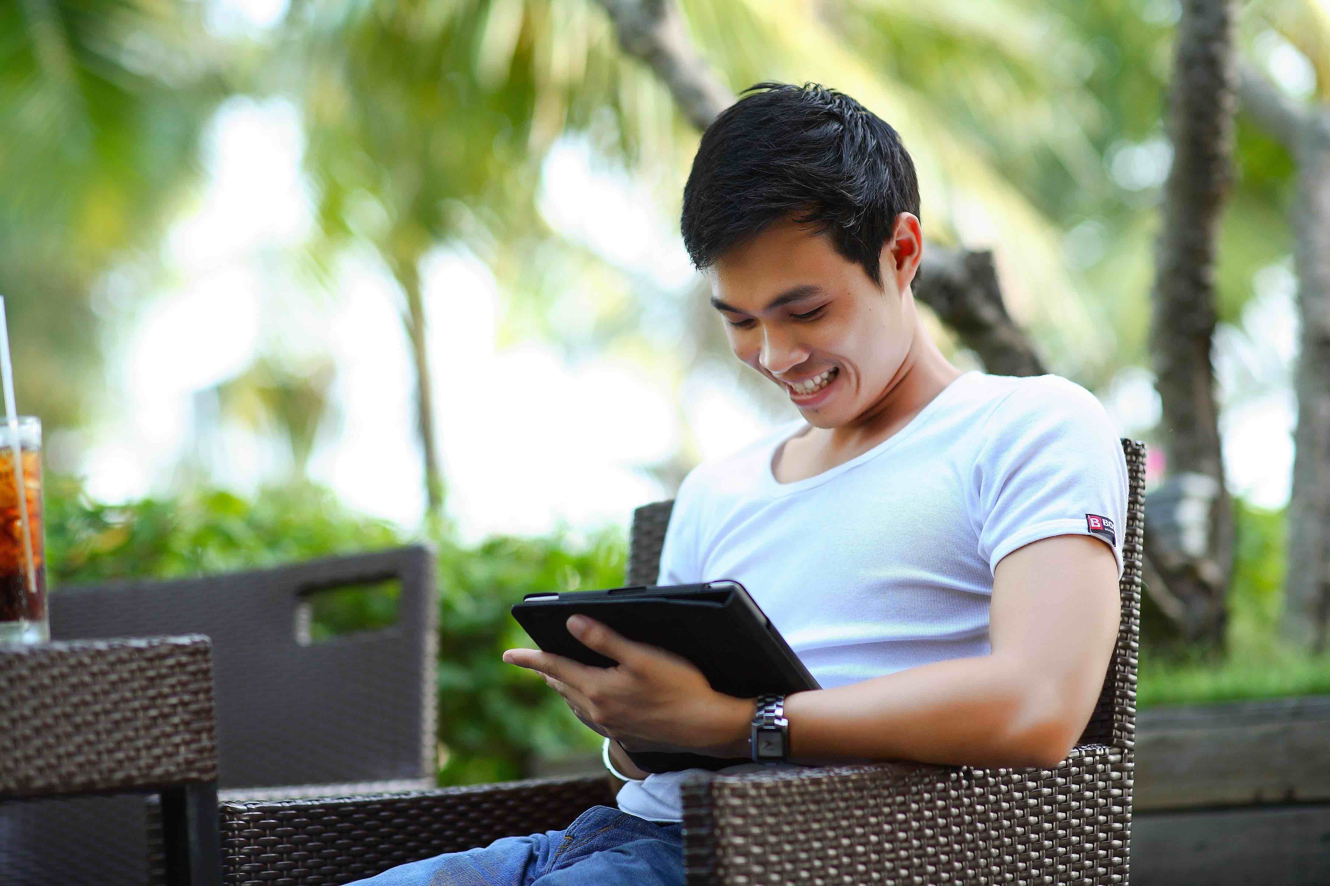 This is why you should always pay for a VPN