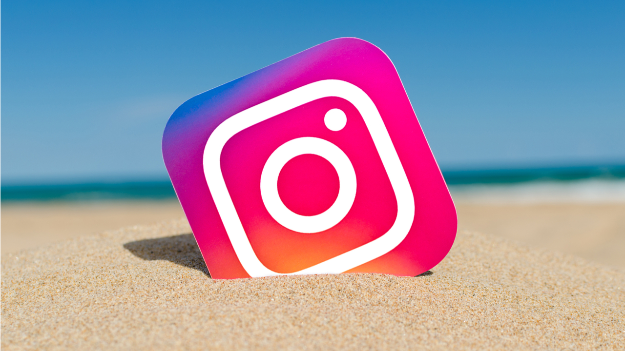 How to hide hashtags on Instagram