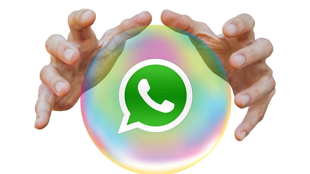 iOS WhatsApp users can now see into the future