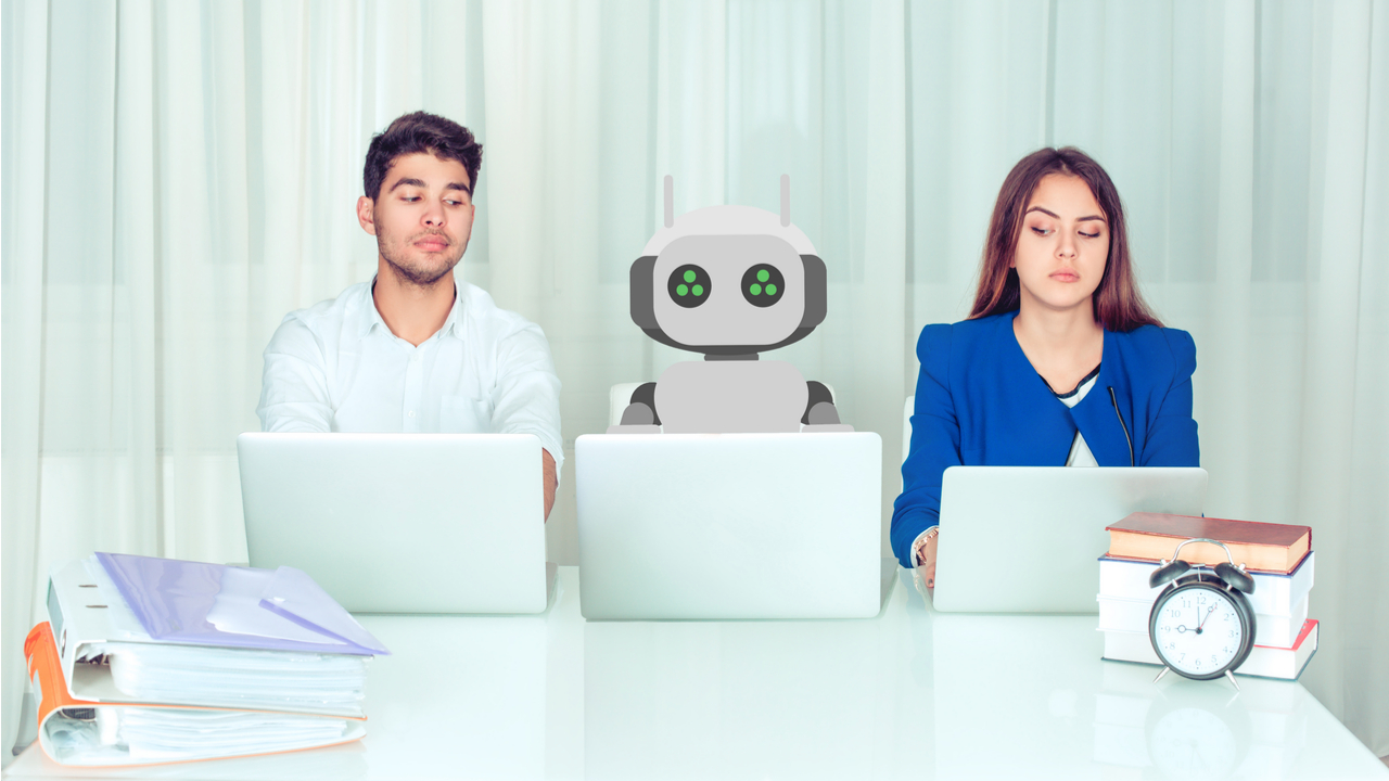 How to succeed with a robot coworker
