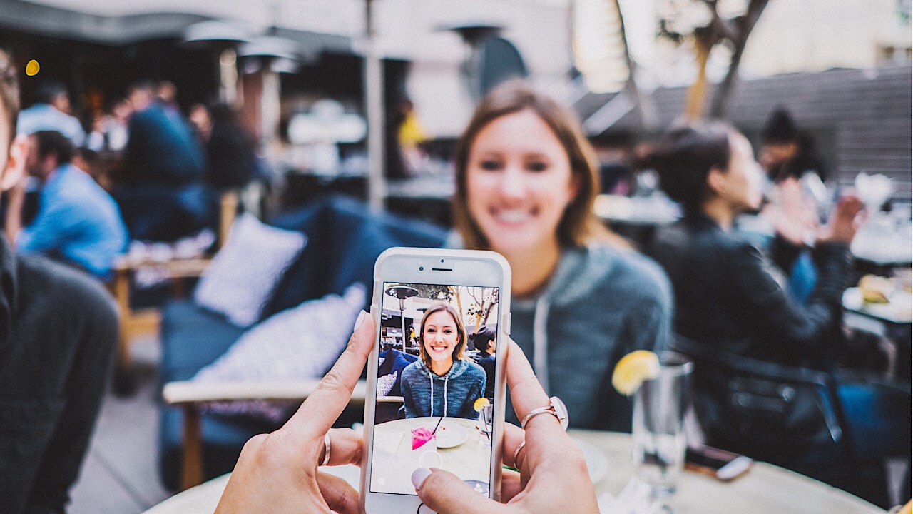 Erase an image’s background instantly with this awesome free tool