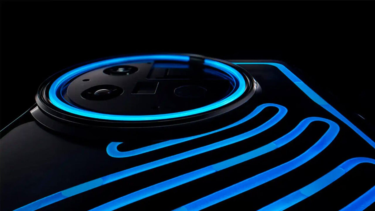 MWC 2023: OnePlus 11 Concept Drops a Bombshell with Transparent Design and Liquid Cooling