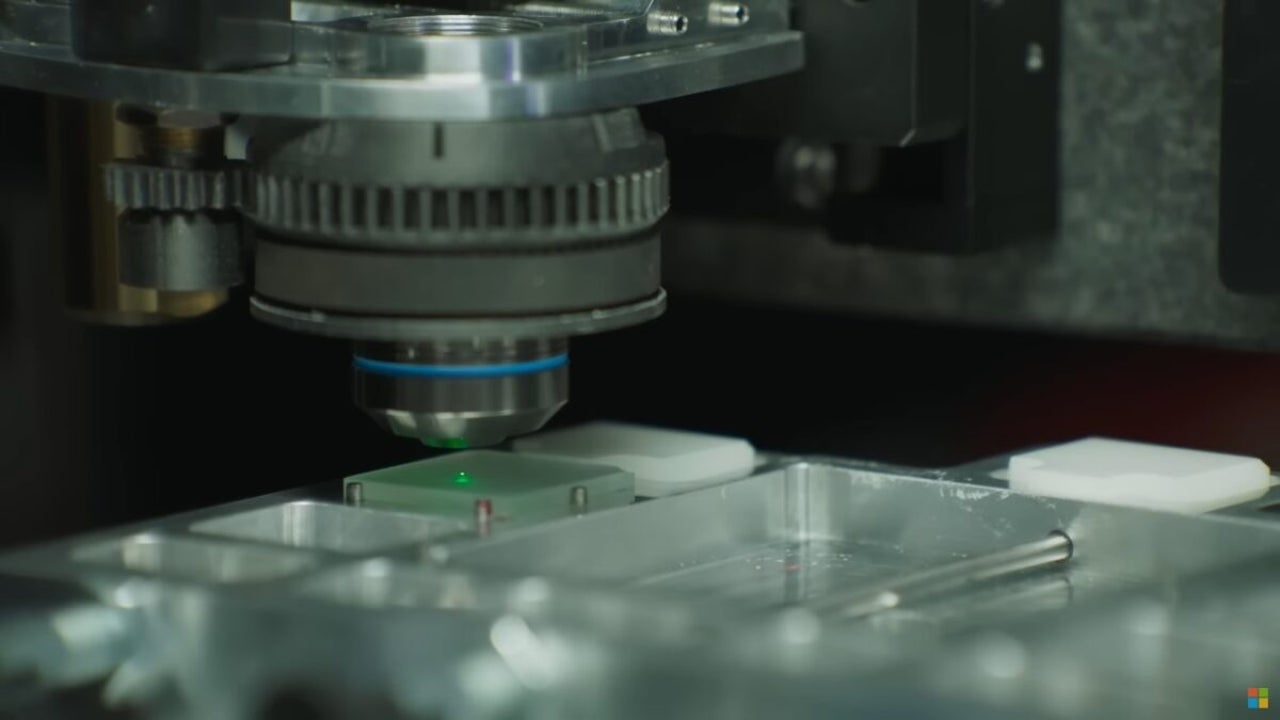 Project Silica: Microsoft’s project to preserve human knowledge for 10,000 years