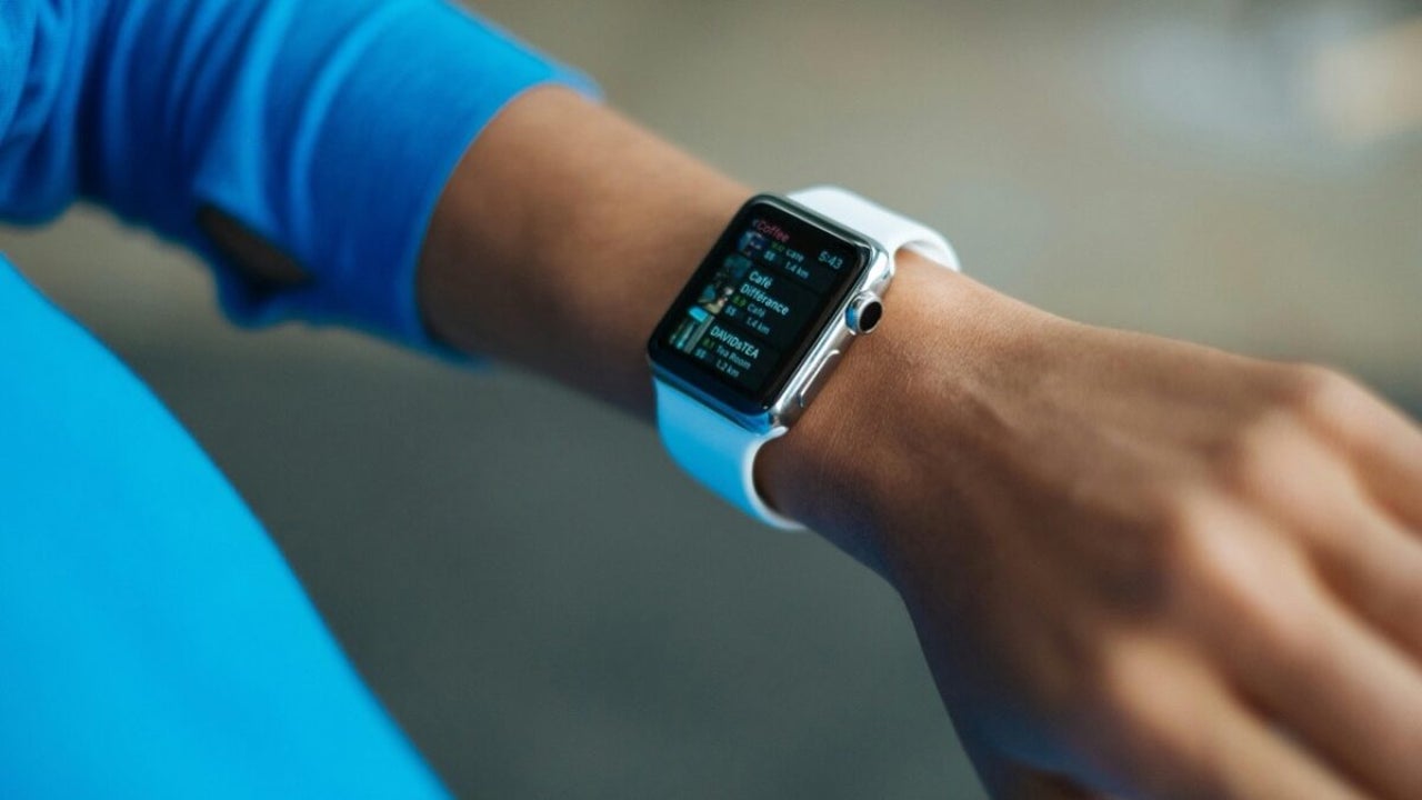 How to track your cycle with the Apple Watch
