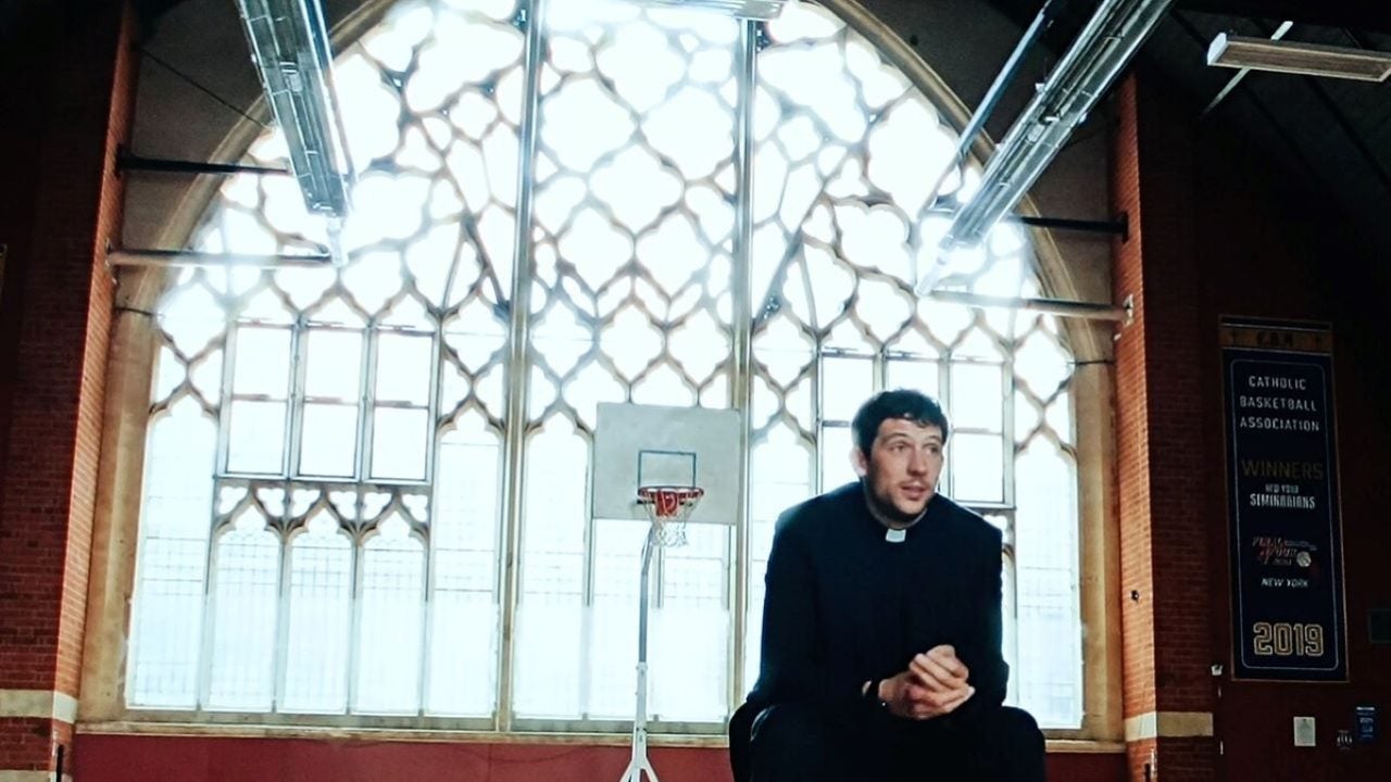 The unexpected union between 'Knives Out' and the oldest meme on the Internet