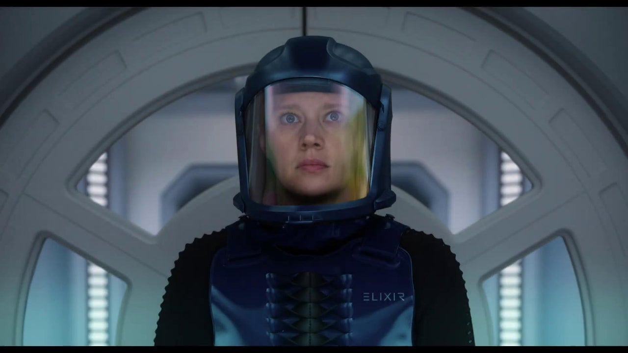 The director of Finding Nemo and WALL-E premieres on Disney+ with a movie that goes from Neanderthals to a 25th-century astronaut