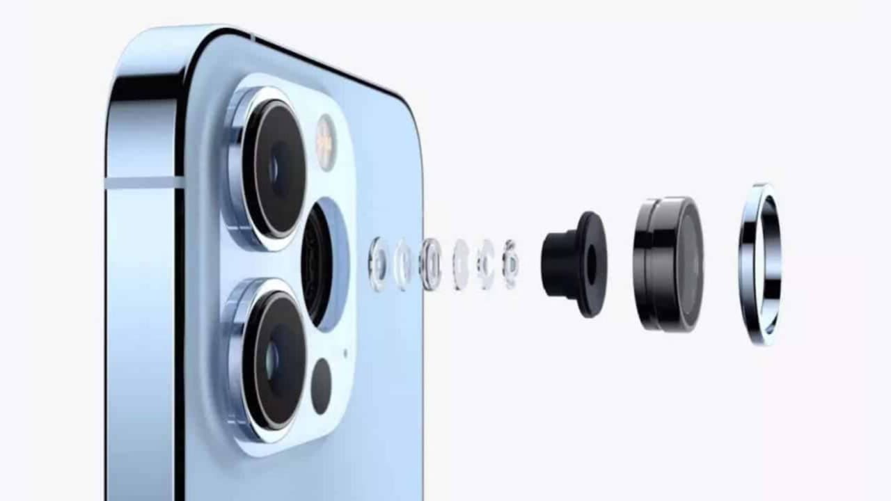 FILTRACIÓN: ¿iPhone 15 Pro Max con una cámara extragrande? - Softonic