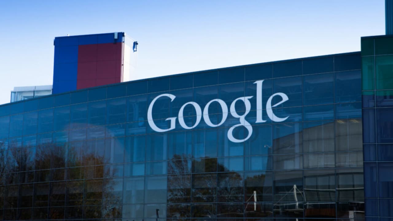 Google Search Relations Team Outside US Awaits Decision on Employment